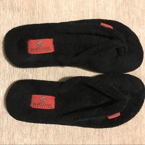 University of Maryland fuzzy flip flops, size 9